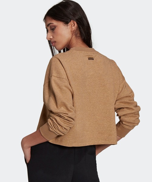 adidas（アディダス）の「R.Y.V. スウェット / アディダスオリジナルス（スウェット・レディース・キャメル/オフホワイト/スミクロ・SMALL/MEDIUM/XX-LARGE/LARGE/X-LARGE/X-SMALL）」の7枚目の写真