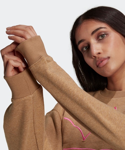 adidas（アディダス）の「R.Y.V. スウェット / アディダスオリジナルス（スウェット・レディース・キャメル/オフホワイト/スミクロ・SMALL/MEDIUM/XX-LARGE/LARGE/X-LARGE/X-SMALL）」の5枚目の写真