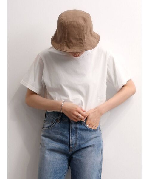 Ungrid(アングリッド)の「BASIC クルーネックTee(Tシャツ/カットソー・レディース・ブラック/オフホワイト/ベージュ・SMALL/MEDIUM)」の11枚目の写真
