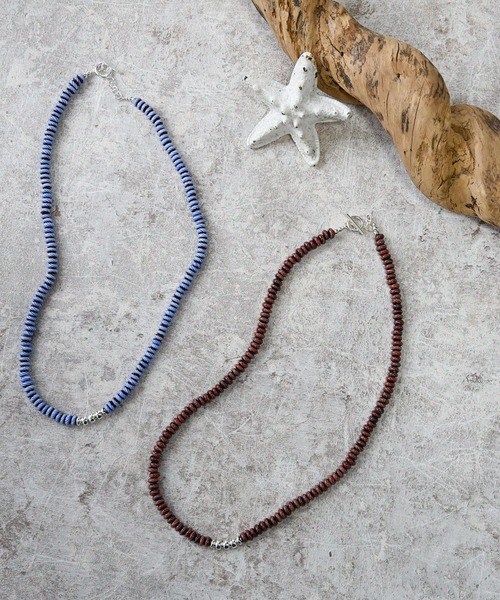 Editors Draw(エディターズドロー)の「ガラスビーズネックレス【Ria. Jaysmee/リアジェイズミー】(ネックレス・メンズ・ブルー/ブラウン・ONE SIZE)」の12枚目の写真