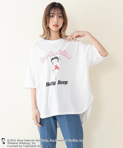BETTY BOOP(ベティ・ブープ)の「【ベティー】ラウンドヘムオーバーサイズTシャツ(Tシャツ/カットソー・レディース・ダークグリーン/パープル/オフホワイト/ブラック系その他/グリーン系その他/スミクロ・FREE)」の19枚目の写真