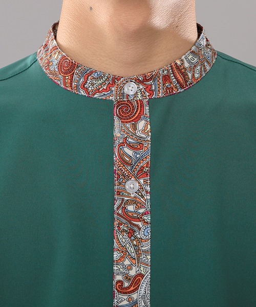 kutir（クティール）の「総柄クレリックトロミシャツ（シャツ/ブラウス・メンズ・ブラック/ダークグリーン・MEDIUM/LARGE）」の15枚目の写真