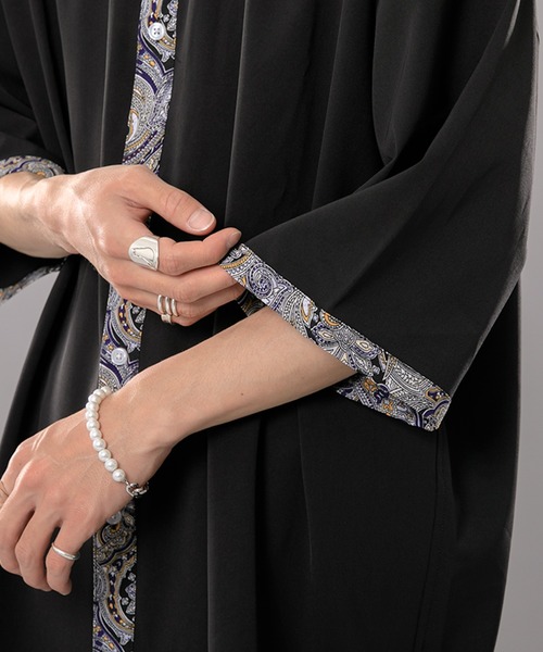 kutir（クティール）の「総柄クレリックトロミシャツ（シャツ/ブラウス・メンズ・ブラック/ダークグリーン・MEDIUM/LARGE）」の10枚目の写真