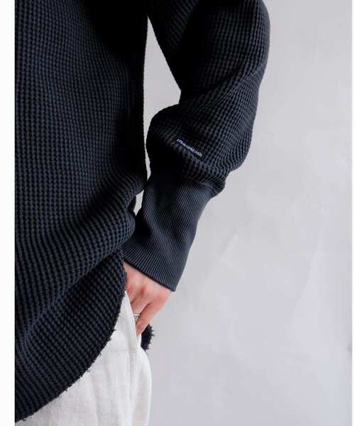 MANASTASH(マナスタッシュ)の「MANASTASH/マナスタッシュ W's HEAVY SNUG THERMAL MOCK NECK ウィメンズ ヘビースナッグサーマル モックネック(Tシャツ/カットソー・レディース・ナチュラル/ブラック/ベージュ/ブラウン・MEDIUM)」の7枚目の写真