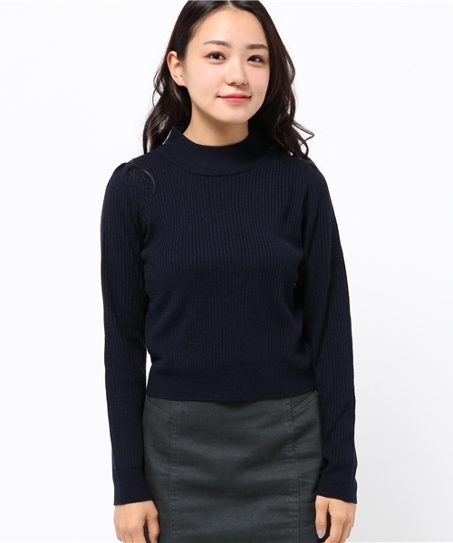 one after another NICE CLAUP（ワンアフターアナザーナイスクラップ）の「プチハイネックプルオーバーリブ無地（ニット/セーター・レディース・オフホワイト/サックスブルー/パープル/クリーム/ネイビー/ブラック・FREE）」の7枚目の写真