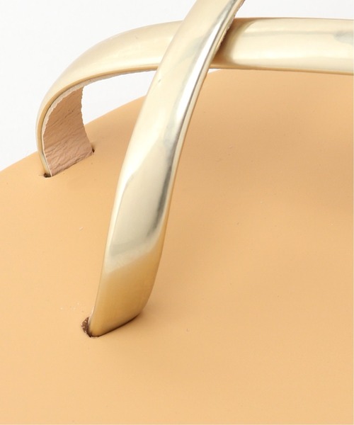 NICOLAS LAINAS（ニコラスライナス）の「NICOLAS LAINAS チューブクロストングサンダル（サンダル・レディース・ブラック/ゴールド/ベージュ系その他・35/36/38/37/39）」の13枚目の写真