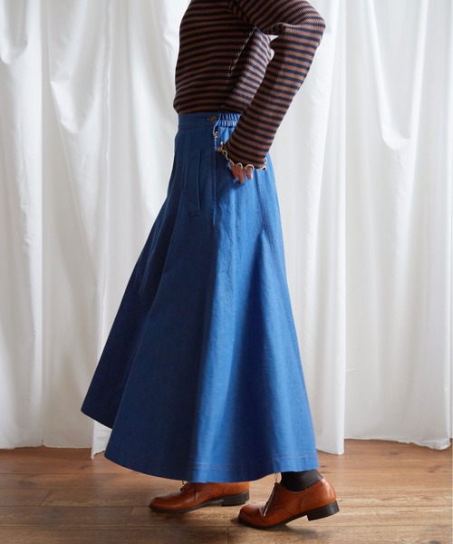 Lene（レネ）の「5oz デニム サーキュラースカート（スカート・レディース・ブルー/ネイビー・FREE）」の9枚目の写真