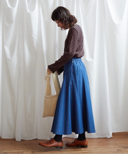 Lene（レネ）の「5oz デニム サーキュラースカート（スカート・レディース・ブルー/ネイビー・FREE）」の15枚目の写真
