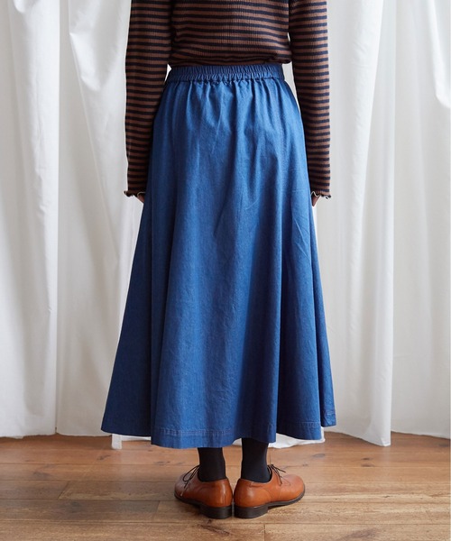 Lene（レネ）の「5oz デニム サーキュラースカート（スカート・レディース・ブルー/ネイビー・FREE）」の19枚目の写真