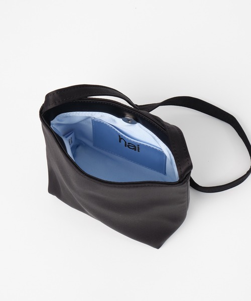 hai(ハイ) ショルダーバッグ hai（ハイ）の「hai/ハイ シルクサテンボディバッグ（ショルダー