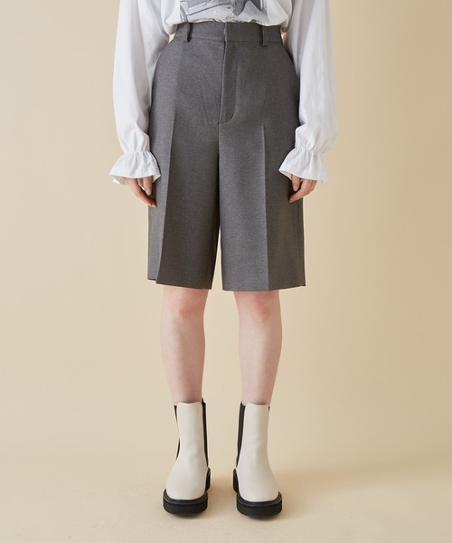 MADEMOISELLE ROPE'（マドモアゼル ロペ）の「<春まで使える>ツイルストレッチハーフパンツ（その他パンツ・レディース・チャコールグレー/ライトグリーン・36/38）」の5枚目の写真