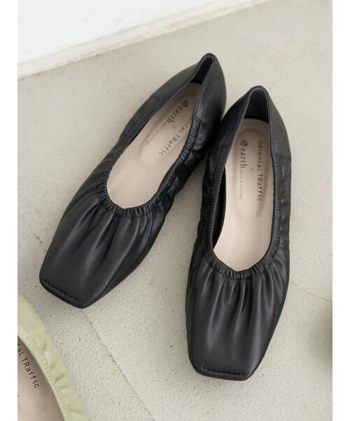 ORiental TRaffic(オリエンタルトラフィック)の「ORiental TRaffic ギャザーパンプス *(パンプス・レディース・ベージュ/ブラック/ミント・L/S/M)」の4枚目の写真