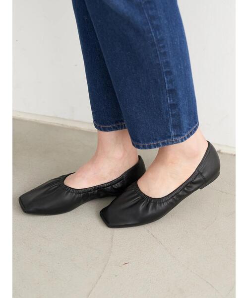 ORiental TRaffic(オリエンタルトラフィック)の「ORiental TRaffic ギャザーパンプス *(パンプス・レディース・ベージュ/ブラック/ミント・L/S/M)」の7枚目の写真