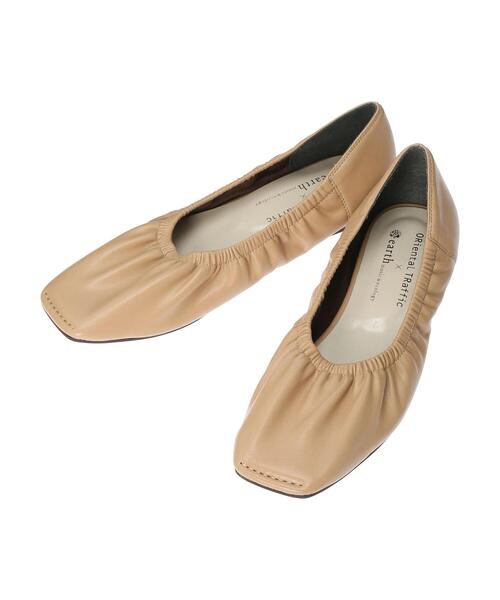 ORiental TRaffic(オリエンタルトラフィック)の「ORiental TRaffic ギャザーパンプス *(パンプス・レディース・ベージュ/ブラック/ミント・L/S/M)」の17枚目の写真