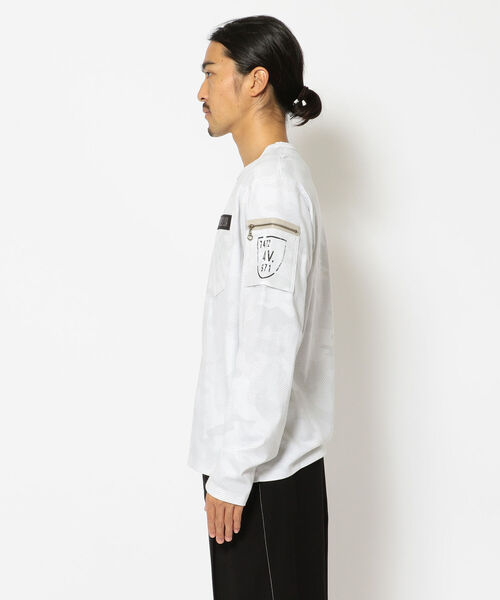 AVIREX（アヴィレックス）の「ファティーグ  クルーネック 長袖 Tシャツ/LONG SLEEVE FATIGUE CREW NECK T-SHIRT/アヴィレックス/AVIREX（Tシャツ/カットソー・メンズ・ブラック/オリーブ/White/ホワイト/ネイビー/Black・XX-LARGE/X-LARGE/MEDIUM/LARGE）」の7枚目の写真