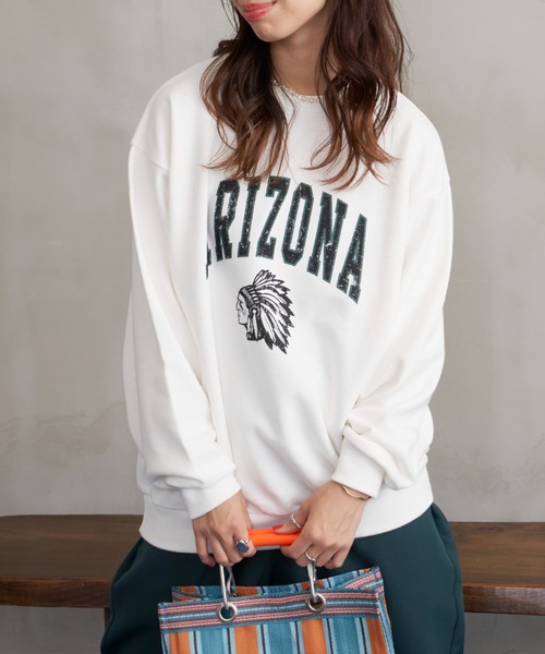 AIC.（エーアイシー）の「ARIZONAロゴプリントビッグ裏毛スウェット（スウェット・レディース・オフホワイト/グレー/チャコールグレー/ネイビー・FREE）」の13枚目の写真