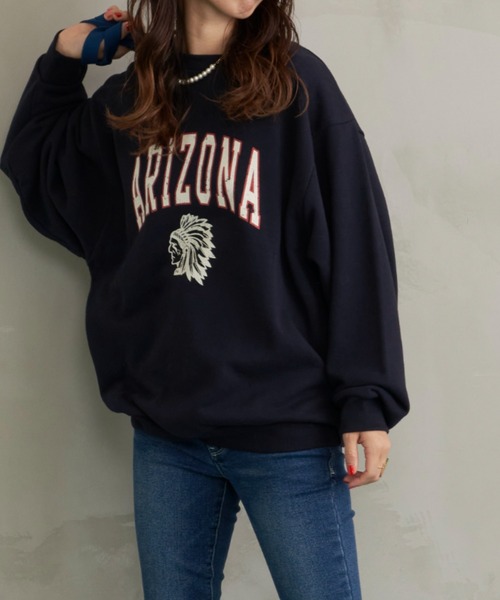 AIC.（エーアイシー）の「ARIZONAロゴプリントビッグ裏毛スウェット（スウェット・レディース・オフホワイト/グレー/チャコールグレー/ネイビー・FREE）」の8枚目の写真