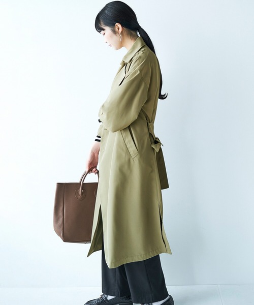 haco!（ハコ）の「どうせ買うなら長い季節楽しめるのがいい！インナーコートも着られるビッグスリーブトレンチコート（トレンチコート・レディース・セージグリーン・1/2）」の10枚目の写真