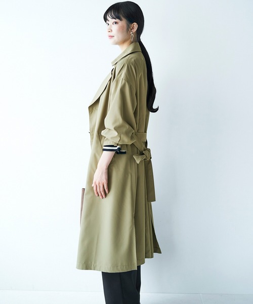 haco!（ハコ）の「どうせ買うなら長い季節楽しめるのがいい！インナーコートも着られるビッグスリーブトレンチコート（トレンチコート・レディース・セージグリーン・1/2）」の13枚目の写真