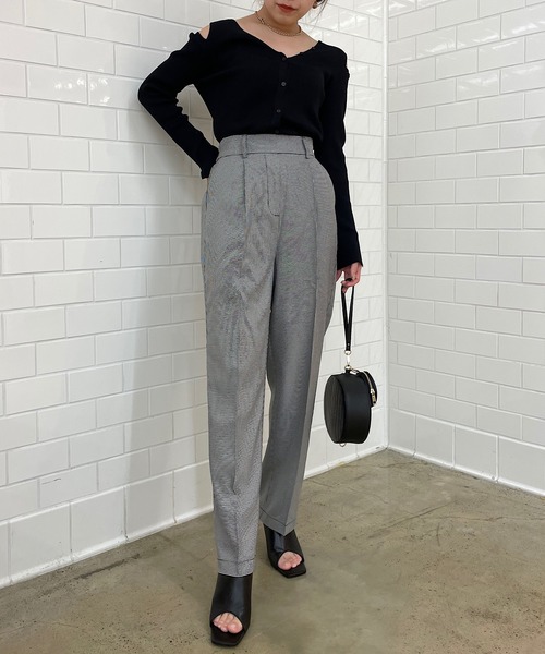 Chico（チコ）の「【LINNEE】スラックスロングパンツ（スラックス・レディース・ブラック/ブラウン/チェック/グレイッシュベージュ・FREE）」の7枚目の写真