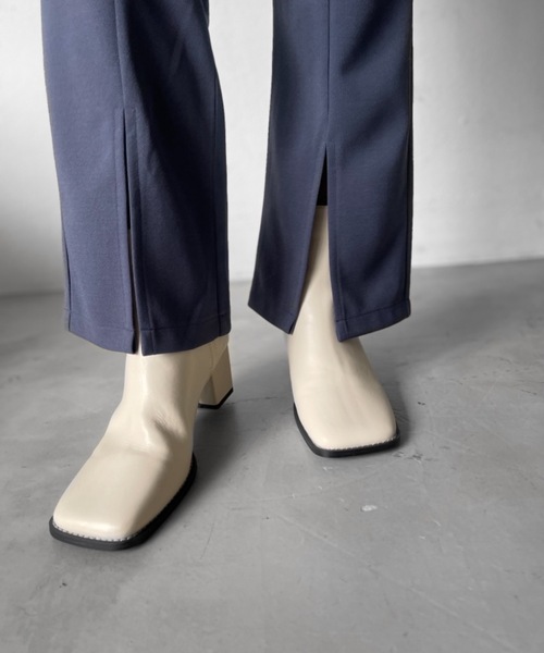 Solace（ソレイス）の「ワイドスクエアトゥミドルブーツ（ブーツ・レディース・ベージュ/アイボリー/ブラック・LL/M/L）」の12枚目の写真