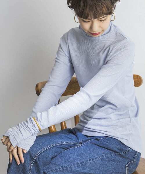 URBAN RESEARCH（アーバンリサーチ）の「シャーリングスリーブタートルネックカットソー（Tシャツ/カットソー・レディース・ライトグレー/ブラウン/グリーン/ライトブルー・FREE）」の8枚目の写真