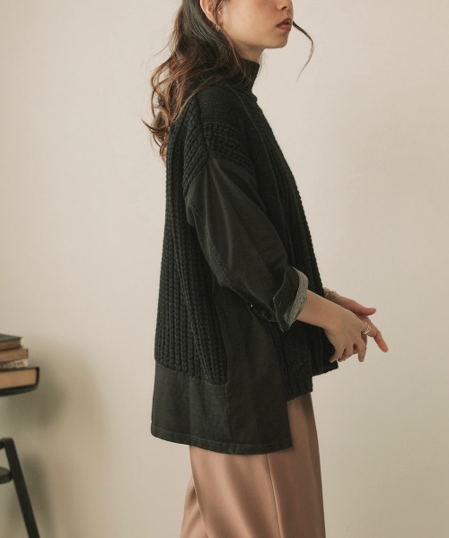 Bou Jeloud(ブージュルード)の「モックネックデニムコンビニット(ニット/セーター・レディース・ブラック/ベージュ/グレー/マスタード・FREE)」の21枚目の写真