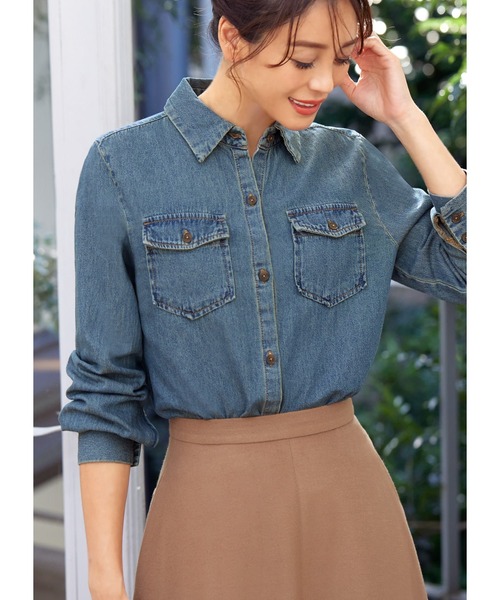 STYLE DELI（スタイルデリ）の「ベーシックデニムシャツ（シャツ/ブラウス・レディース・ブルー・MEDIUM）」の10枚目の写真