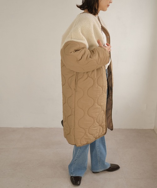 ＡＮＤＪ（アンドジェイ）の「ボア切替キルティングノーカラーコート（ダウンジャケット/コート・レディース・カーキ/モカ・M）」の3枚目の写真