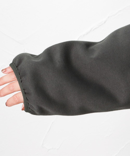 Dickies（ディッキーズ）の「Dickies ディッキーズ ルーズシルエット 裏シープ起毛カーディガン（カーディガン/ボレロ・レディース・カーキ/アイボリー/チャコール・フリー）」の12枚目の写真