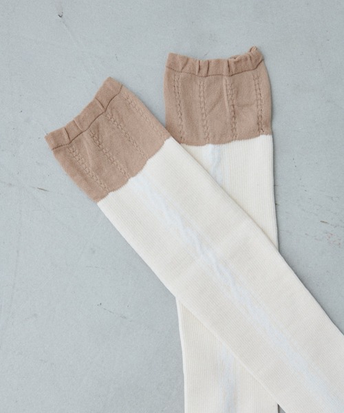 idem(イデム)の「make cute socks/着圧ハイソックス(ソックス/靴下・レディース・ベージュ・FREE)」の4枚目の写真