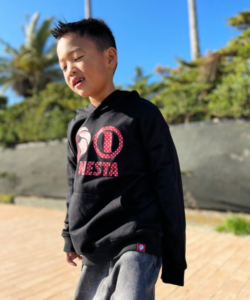 NESTA BRAND(ネスタブランド)の「NESTA KIDS(ネスタキッズ) / スターロゴパーカー(パーカー・キッズ・ブラック/レッド・150/130/120/140)」の3枚目の写真