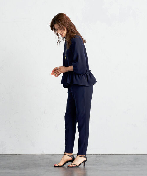 NOLLEY’S Sophi(ノーリーズソフィ)の「◇【WEB限定】テーパードパンツ(その他パンツ・レディース・オフホワイト/ブラック/グレイッシュベージュ/ネイビー・36/38/40)」の7枚目の写真