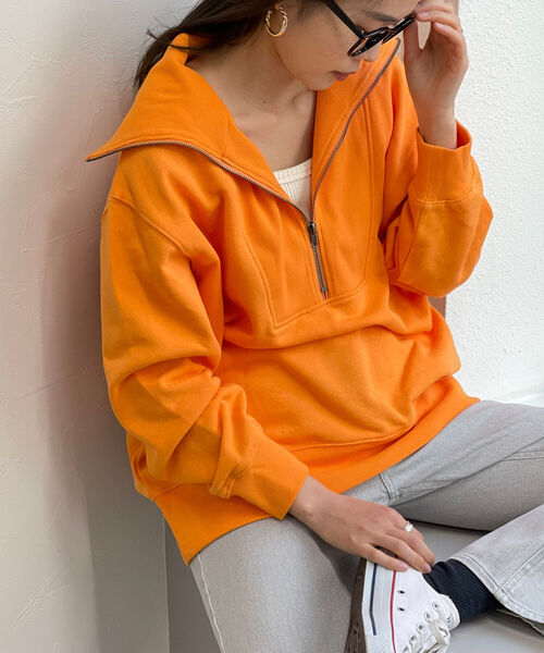 fredy repit(フレディレピ)の「ハーフZIPオーバーサイズ プルオーバーカットソー(スウェット・レディース・オレンジ/チャコールグレー/アイボリー・38)」の3枚目の写真