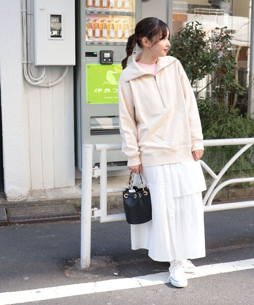 fredy repit(フレディレピ)の「ハーフZIPオーバーサイズ プルオーバーカットソー(スウェット・レディース・オレンジ/チャコールグレー/アイボリー・38)」の5枚目の写真