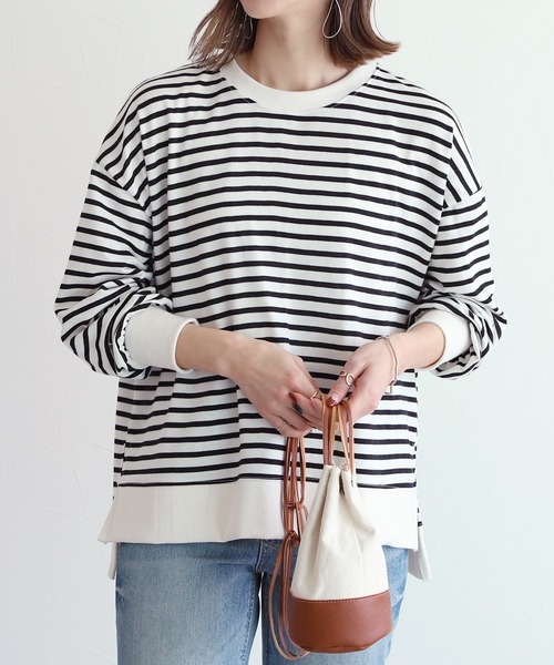 reca(レカ)の「サイドスリットボーダートップス(Tシャツ/カットソー・レディース・ブラック系その他/ブラック/グレー/ベージュ系その他/ホワイト系その他/ネイビー/オリーブ/ボルドー・FREE)」の10枚目の写真