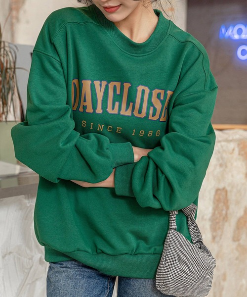 DAY CLOSET（デイ クローゼット）の「レディース DAYCLOSETロゴ入りプルオーバースウェット（スウェット・レディース・ネイビー/ホワイト系その他/グリーン/チャコールグレー・ONE SIZE）」の14枚目の写真