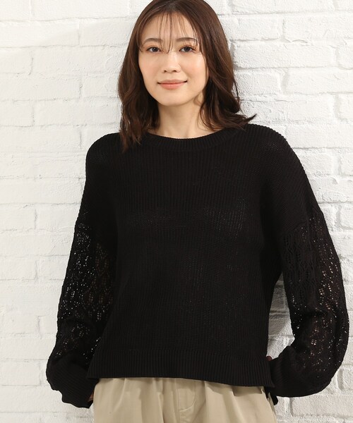 SHOO・LA・RUE（シューラルー）の「◆袖透かし編みデザインニット（ニット/セーター・レディース・ブラック/イエロー/ブルー/ナチュラル・00）」の2枚目の写真