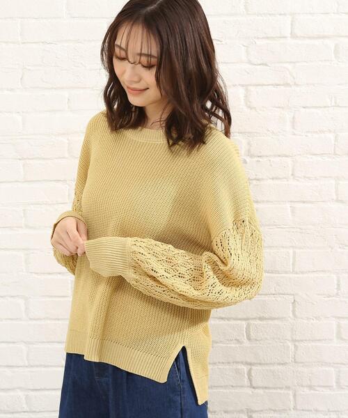 SHOO・LA・RUE（シューラルー）の「◆袖透かし編みデザインニット（ニット/セーター・レディース・ブラック/イエロー/ブルー/ナチュラル・00）」の6枚目の写真