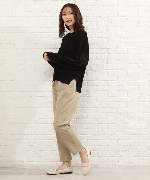 SHOO・LA・RUE（シューラルー）の「◆袖透かし編みデザインニット（ニット/セーター・レディース・ブラック/イエロー/ブルー/ナチュラル・00）」の18枚目の写真