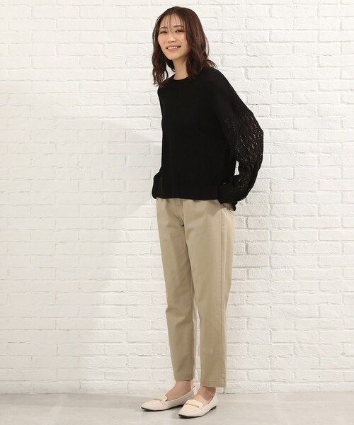 SHOO・LA・RUE（シューラルー）の「◆袖透かし編みデザインニット（ニット/セーター・レディース・ブラック/イエロー/ブルー/ナチュラル・00）」の19枚目の写真