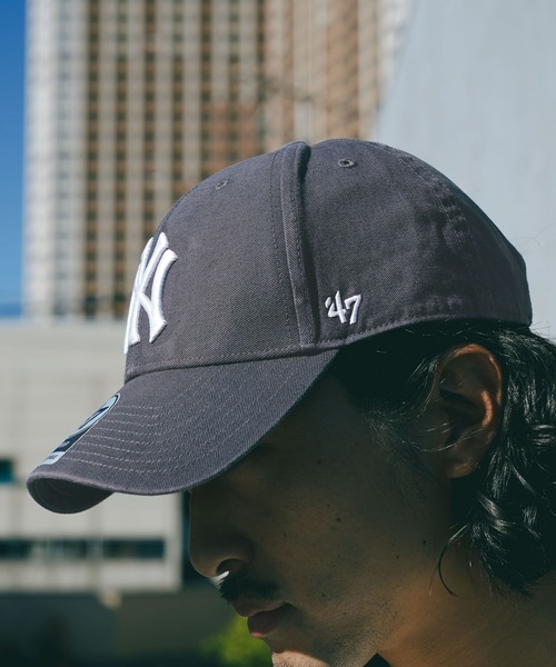 '47（フォーティーセブン）の「【47（フォーティセブン）】別注MLB CAP（2022）（キャップ・メンズ・グリーン/ブルー/ネイビー・FREE）」の3枚目の写真