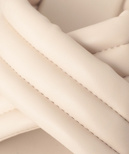 Heather(ヘザー)の「パフィサンダル 265453(サンダル・レディース・ブラック/アイボリー・M/L)」の7枚目の写真