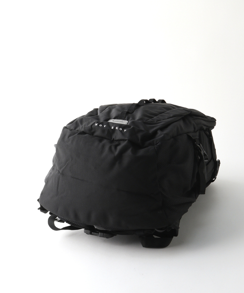 THE NORTH FACE(ザノースフェイス)の「【THE NORTH FACE / ザ ノースフェイス】Hot Shot(バックパック/リュック・メンズ・ブラック/オリーブ/カーキ/ライトグレー・FREE)」の10枚目の写真