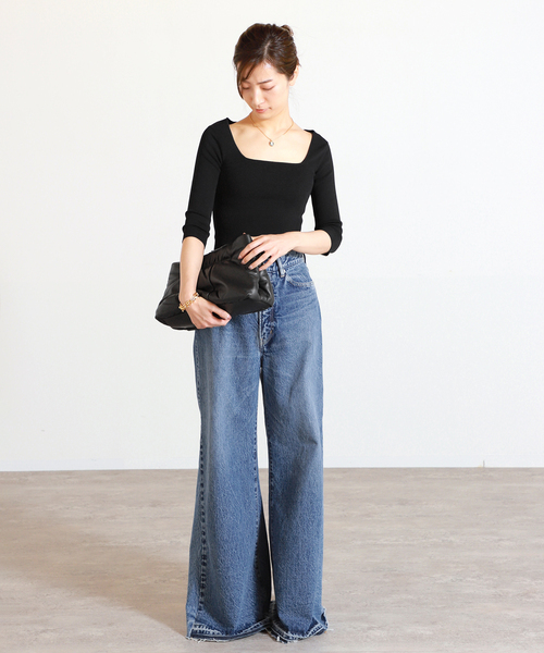 VERMEIL par iena(ヴェルメイユパーイエナ)の「【ARCH THE / アーチ ザ】スクエアネックトップス◆(ニット/セーター・レディース・ブラック・SMALL)」の4枚目の写真