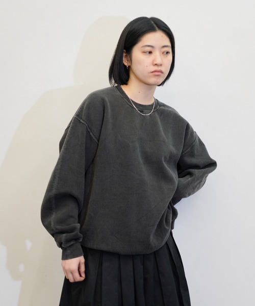 TOWNCRAFT（タウンクラフト）の「TOWNCRAFT / タウンクラフト PIGMENT CREW SWEAT ヴィンテージ加工 クルーネック スウェット（スウェット・メンズ・パープル/スモークピンク/ブルーグレー/グリーン/ブラック/ベージュ/ネイビー/スミクロ/レッド/ライトグリーン/グレー/ダークグリーン・X-LARGE/XX-LARGE/LARGE/MEDIUM）」の3枚目の写真