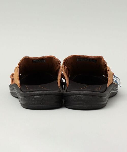 KEEN(キーン)の「KEEN: UNEEK 2 SLIDE MV サンダル(サンダル・メンズ・ブラック/キャメル・10/9/8)」の5枚目の写真