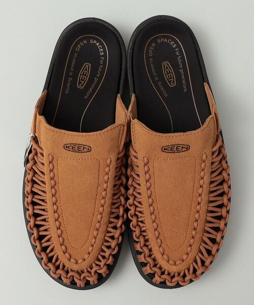 KEEN(キーン)の「KEEN: UNEEK 2 SLIDE MV サンダル(サンダル・メンズ・ブラック/キャメル・10/9/8)」の4枚目の写真