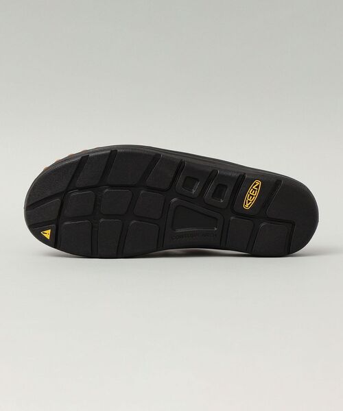 KEEN(キーン)の「KEEN: UNEEK 2 SLIDE MV サンダル(サンダル・メンズ・ブラック/キャメル・10/9/8)」の3枚目の写真