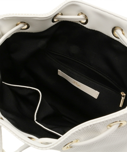 Khaju(カージュ)の「Khaju:ドローストリングバッグ(ショルダーバッグ・レディース・ブラック/シルバー/ホワイト・ONE SIZE)」の11枚目の写真